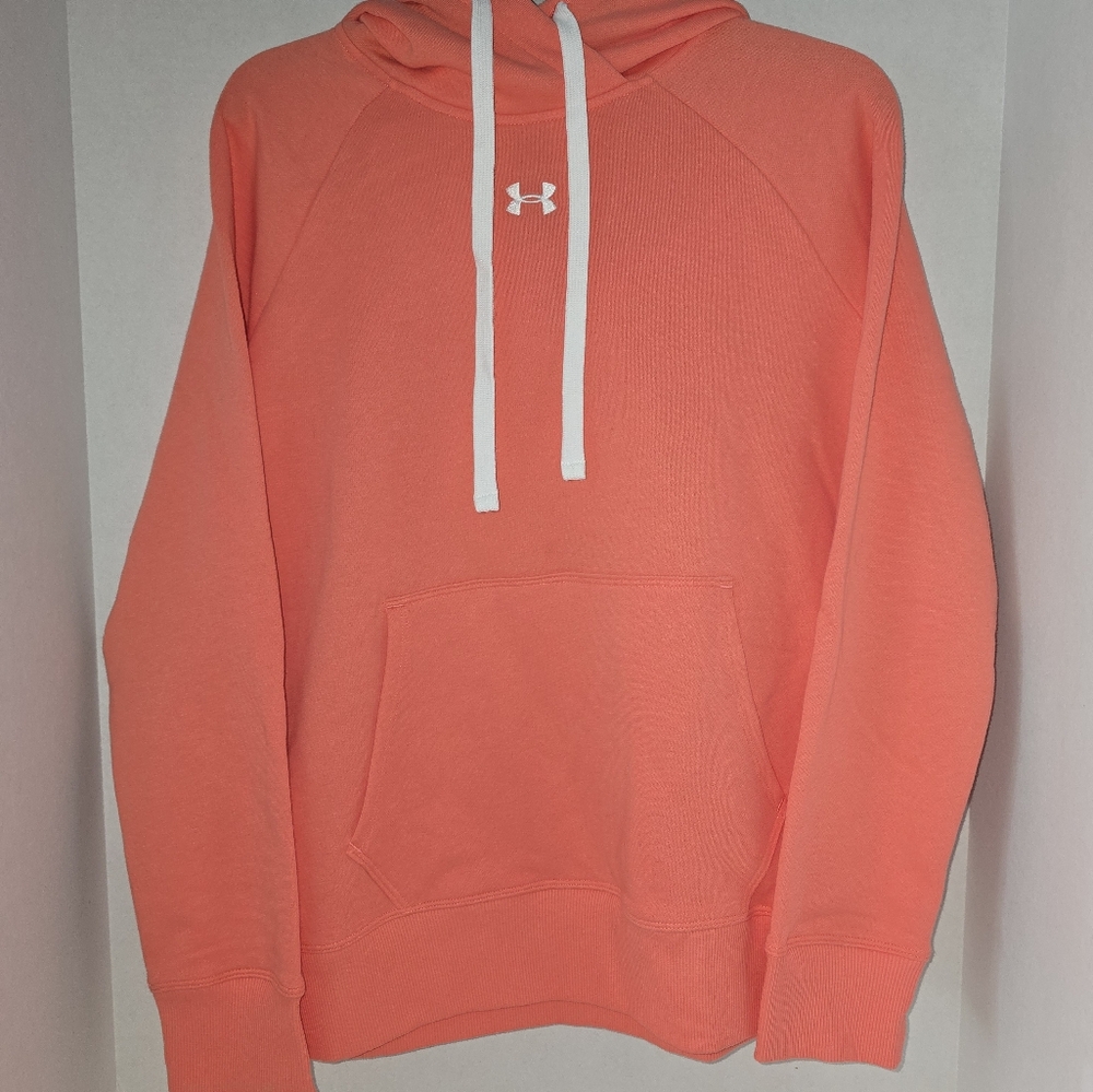 Brand new women's size M Under Armour Hoodie, Peach
